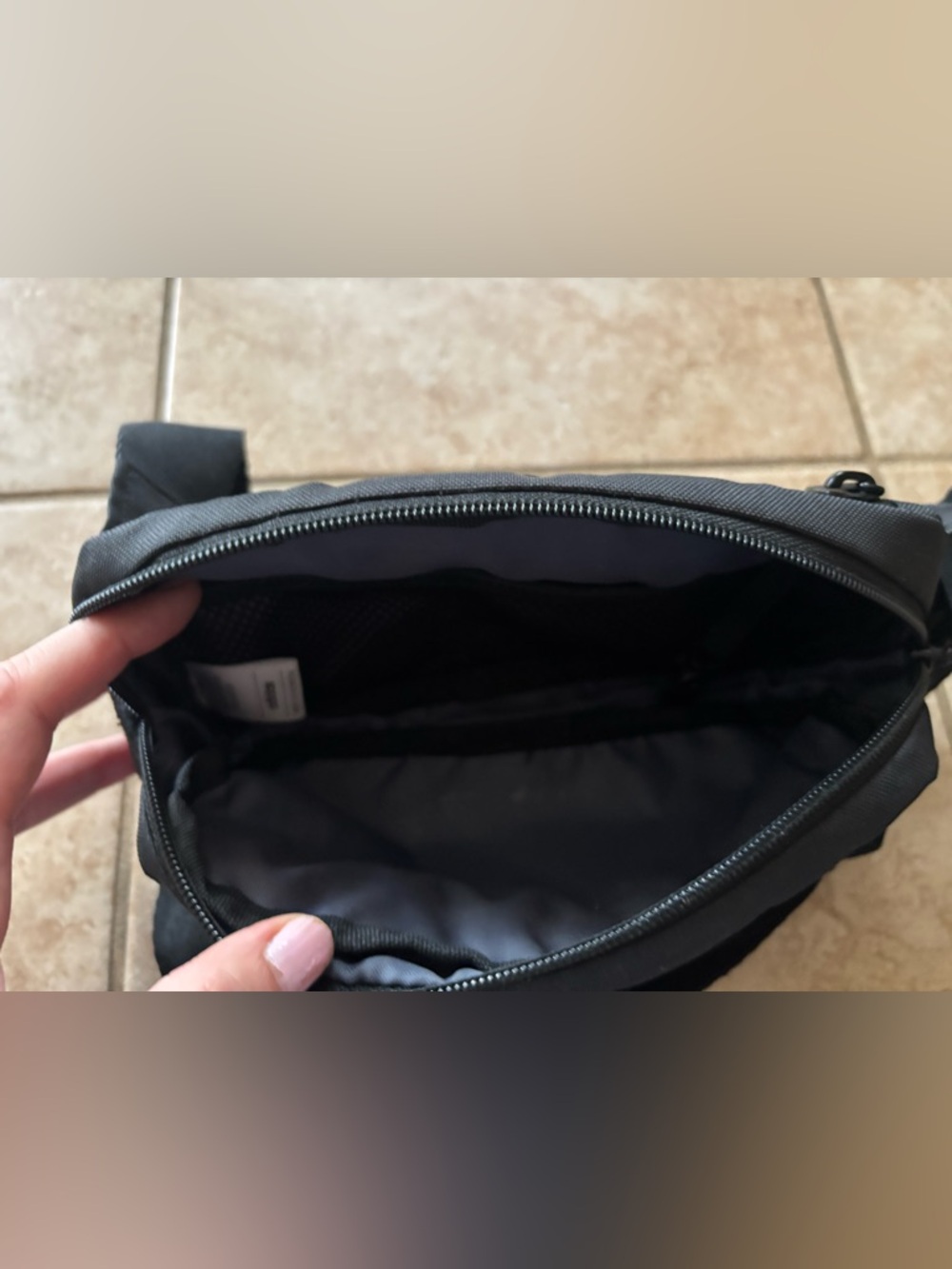 Gently Used - Adidas Must Have 2 Fanny Pack Waist Belt Crossbody - Black - Picture 5 of 6